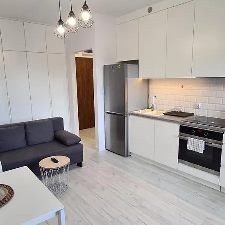 44 - - Nowy Apartament W Centrum Przy Ul Czerwonego Krzyza سيدلس