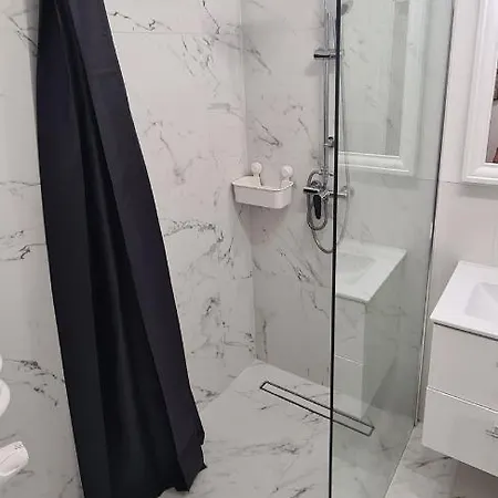 44 - - Nowy Apartament W Centrum Przy Ul Czerwonego Krzyza *